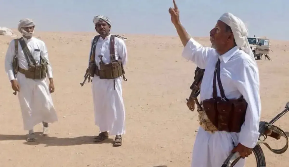 مليشيا الحوثي تفجر منزل شيخ قبلي وتحاول اغتياله بمسيرة في الجوف