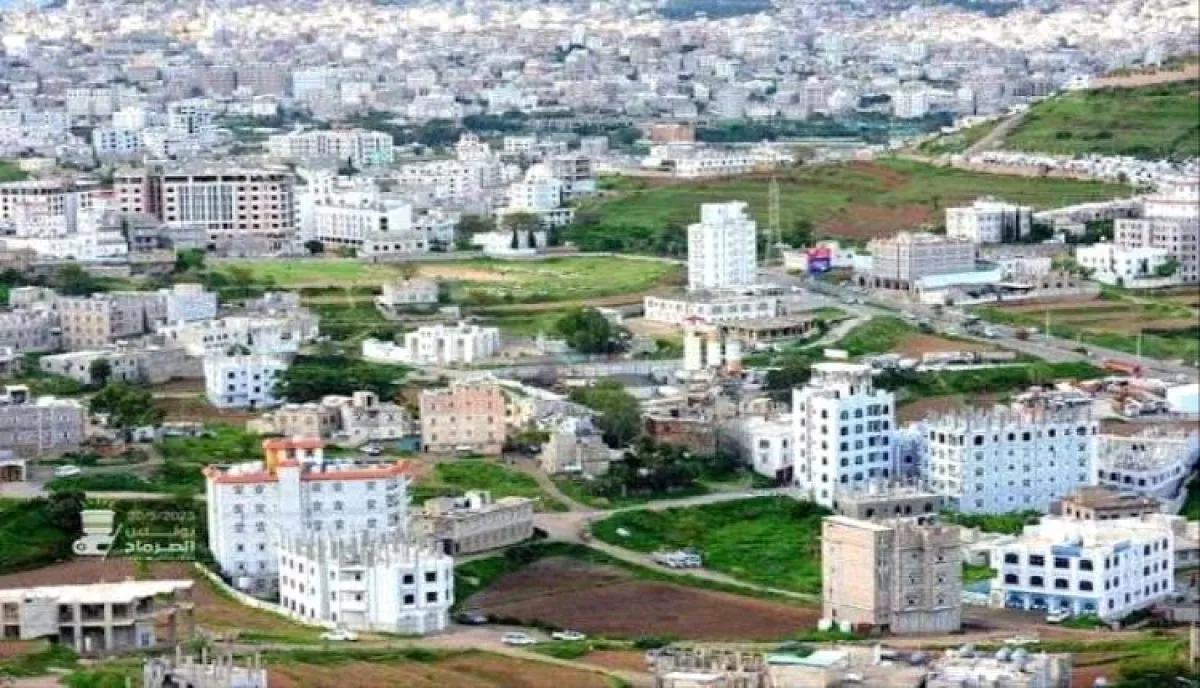 في إب .. اشتباكات عنيفة بين شقيقين تسقط جرحى وتفجر الرعب بالسبل