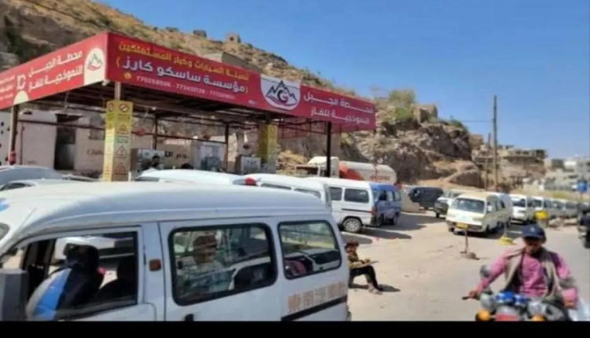 في تعز | هجوم مسلح يستهدف محطة غاز  عقب خلاف على أولوية الطابور