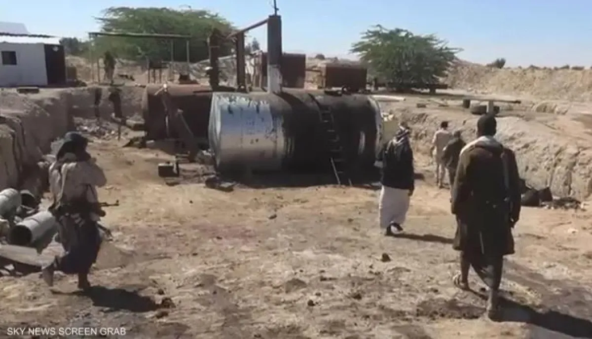 شبكات نفوذ عابرة .. ضبط وقود مهرب يكشف شبكة نهب للثروة النفطية في حضرموت