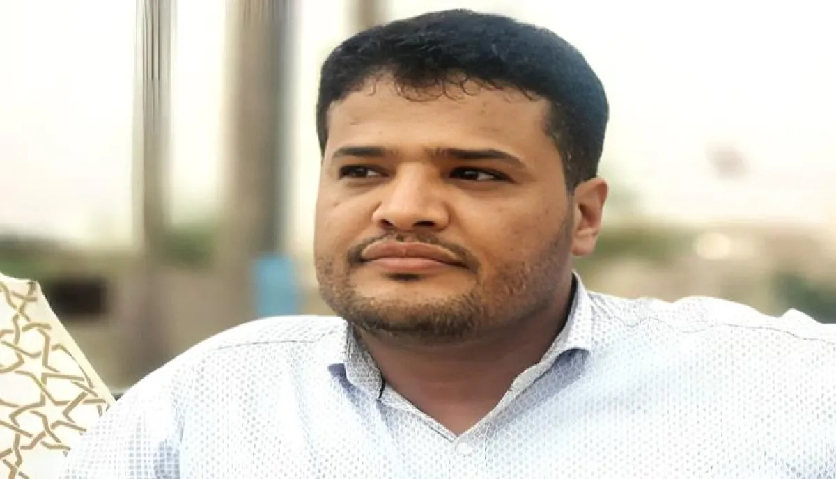 في مأرب | بعد اغتيال عيضة.. سلطة الإخوان تخفي الصحفي (هزاع) قسرياً بعد حضوره فعالية مدنية