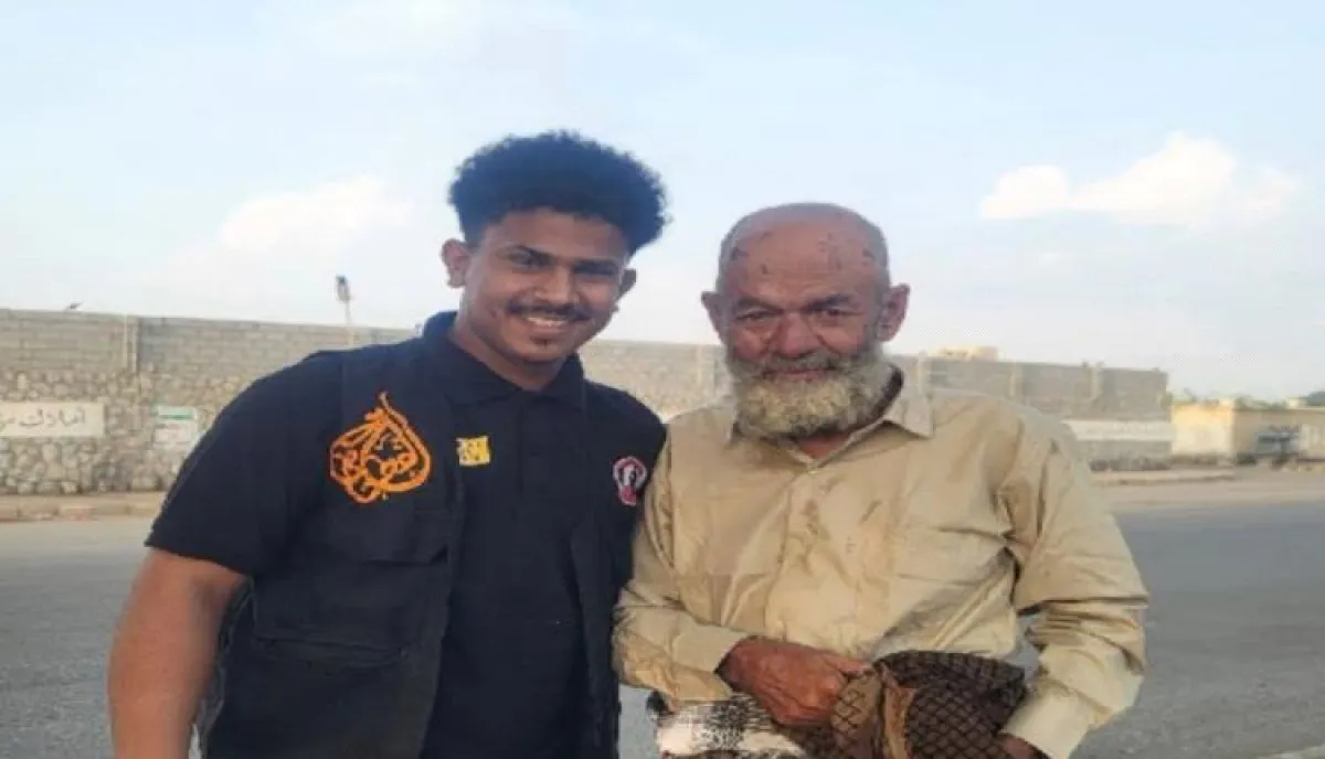 الحوثي وفخ العفو العام  عن العائدين .. ناشط مشهور يكشف تعرضه للإقامة الجبرية والمنع من السفر بعد خداعه من الجماعة