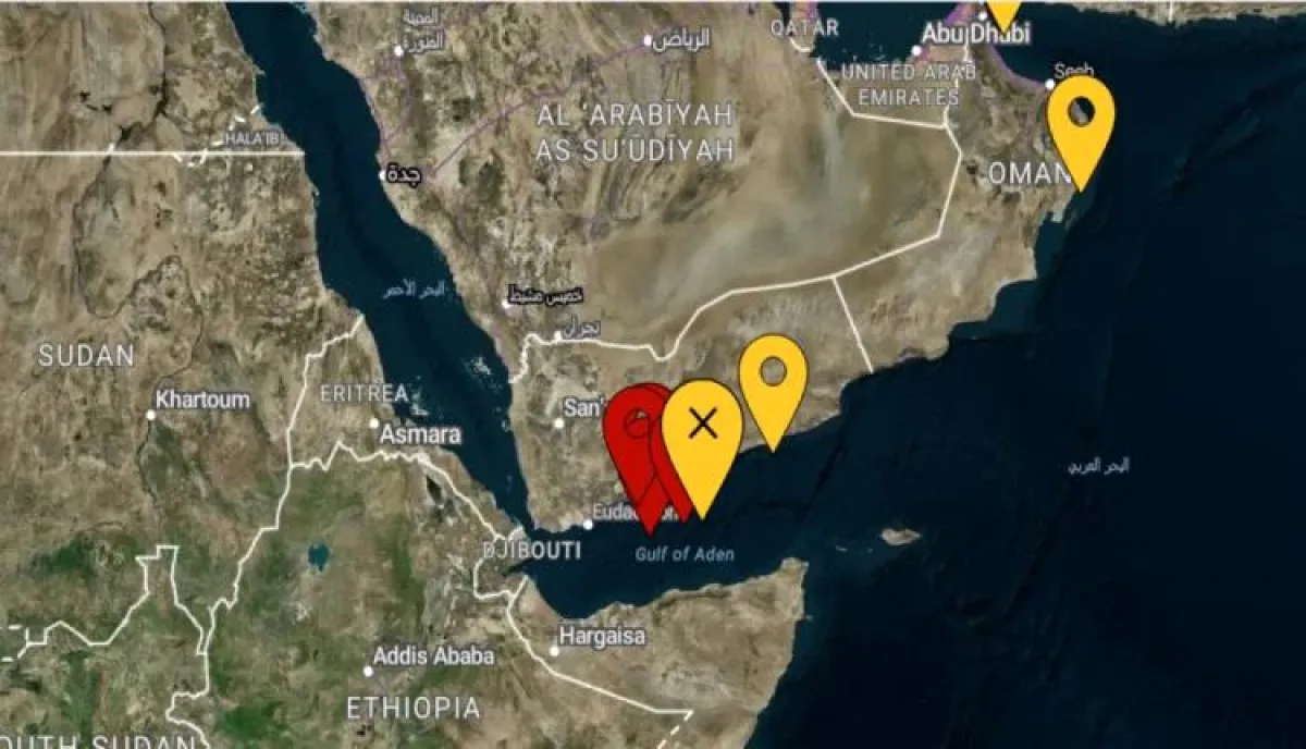 مسلحون على متن قوارب يهاجمون سفينة تجارية قبالة سواحل بلحاف جنوبي اليمن