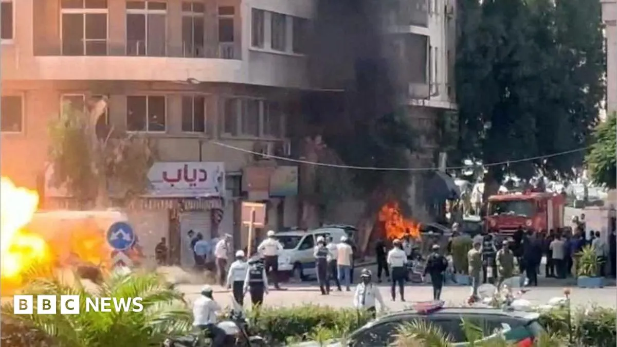 انفجارات في دمشق توقع 18 مصاباً خلال زيارة ماكرون