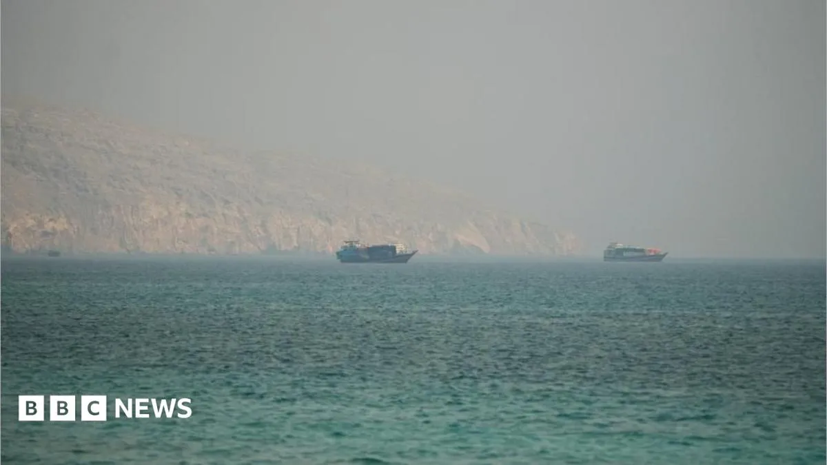 الولايات المتحدة تطالب إيران بالتعهد بوقف استهداف السفن في مضيق هرمز