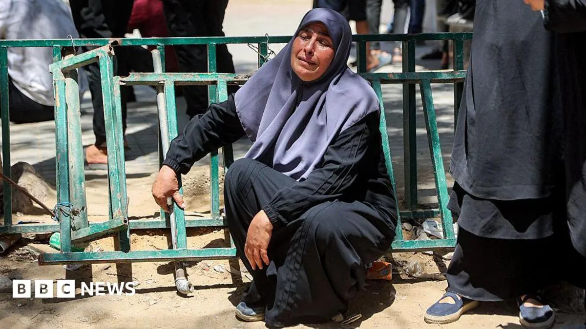 غارة إسرائيلية على موقع شرطة في غزة تودي بحياة سبعة أشخاص