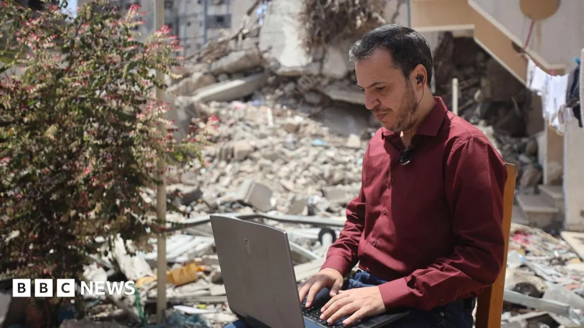 عمال غزة الرقميون: شريان حياة في ظل الحرب وآفاق مستقبلية