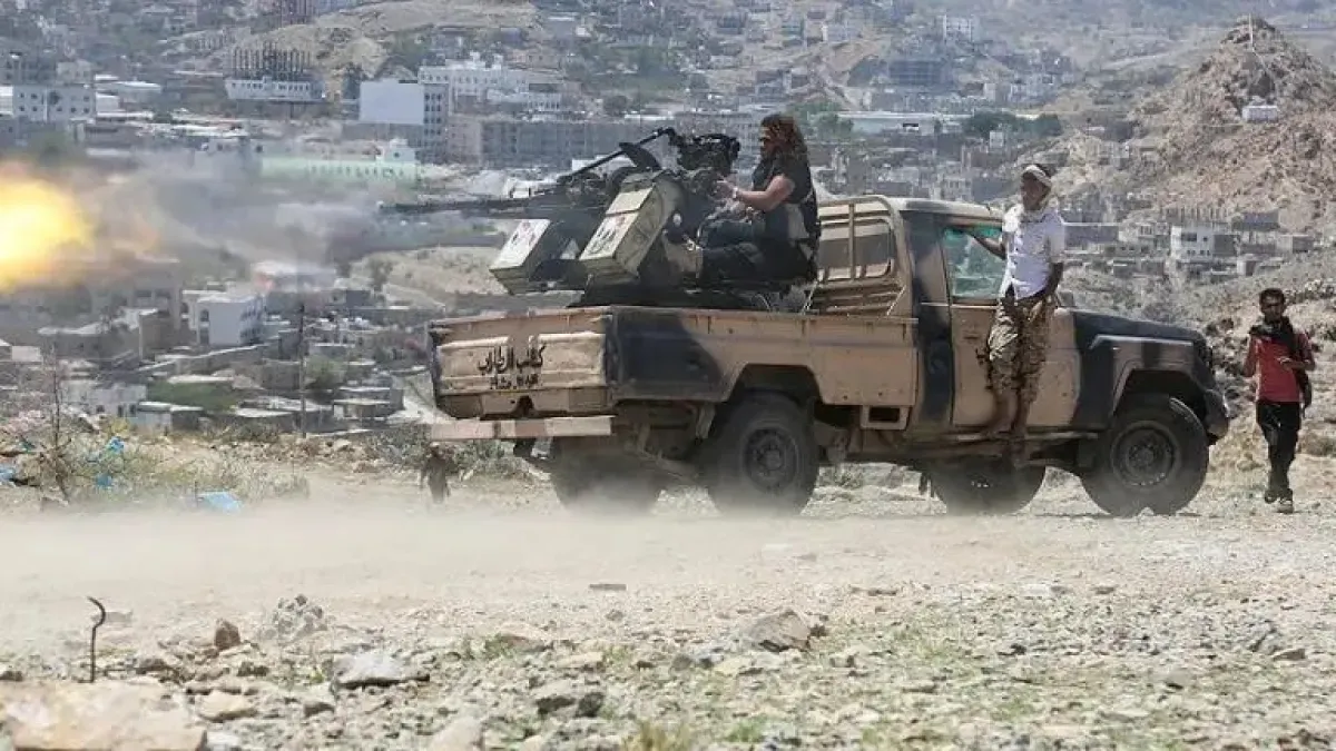 تعز: الجيش اليمني يصد هجومًا حوثيًا ويكبد المليشيا خسائر فادحة في مقبنة