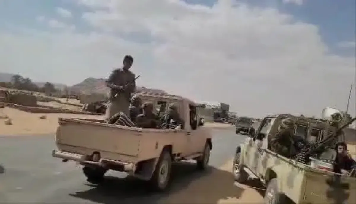 مستجدات معارك الجوف.. القوات الحكومية تنسحب وتعيد تموضعها خارج سوق اليتمة وتستعد للتقدم نحو الحزم