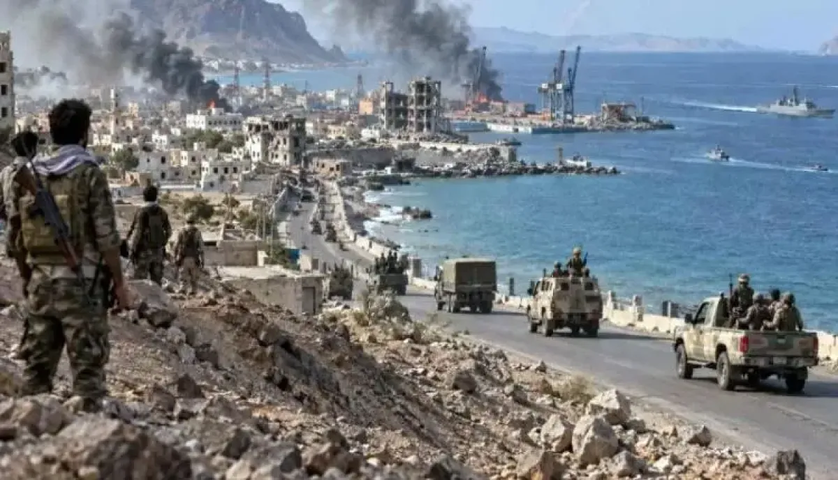 من لندن | صحيفة دولية: سقوط المخا يتجاوز المكسب الميداني ويغيّر حسابات باب المندب