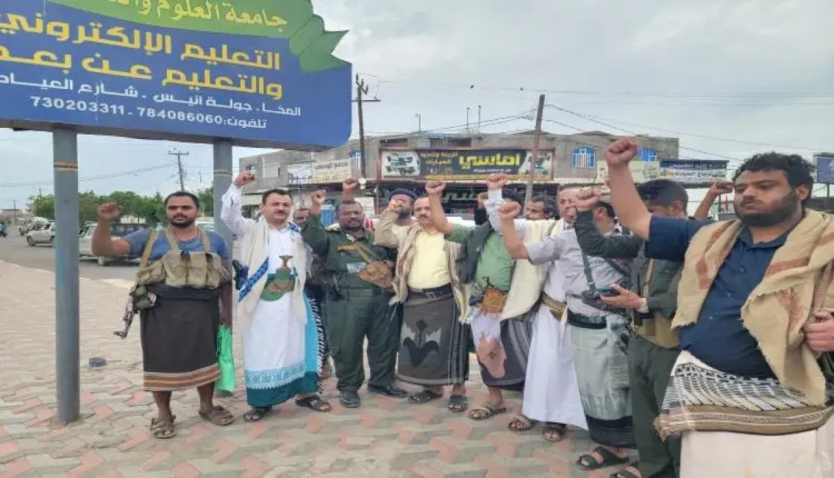 وضع عسكري غير مستقر | اعتراف ايراني بمساعدة الحوثيين ومشاركتهم في السيطرة على المخا للتحكم بمضيق باب المندب