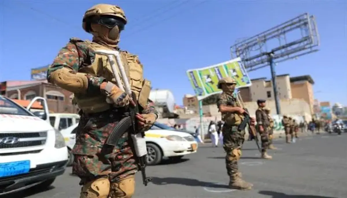 حدث في صنعاء.. انفجار يستهدف مركزاً أمنياً حوثياً وسقوط قتلى وجرحى