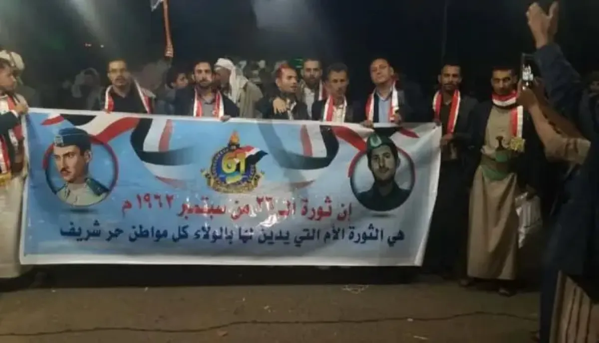 هستيريا سبتمبر تُفجّر الخلافات.. تمرد علني لقيادي حوثي بارز رفضاً للملاحقات الأمنية للمحتفلين بالثورة