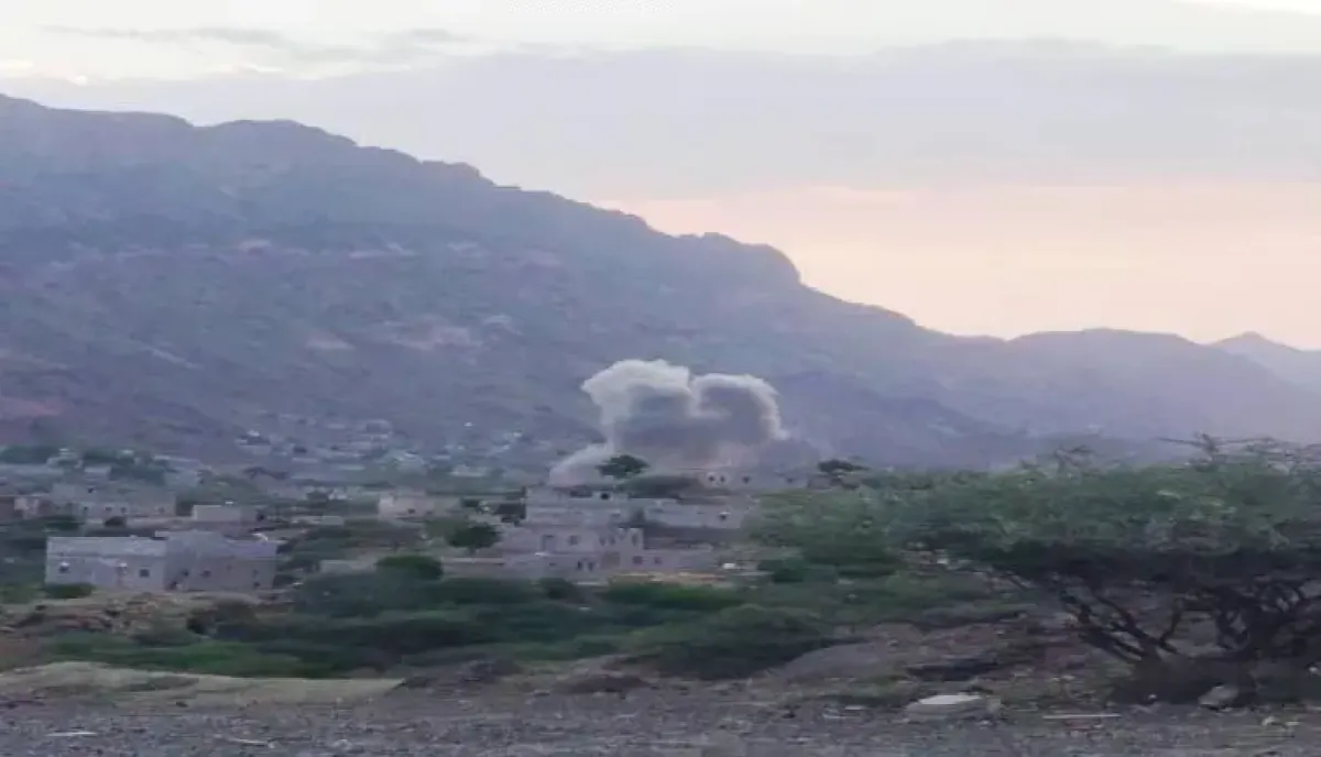 جريمة متكاملة الأركان.. صواريخ حوثية تدمر آبار مياه الشرب والمنظومة الشمسية بلحج والدماء تطال منازل المدنيين