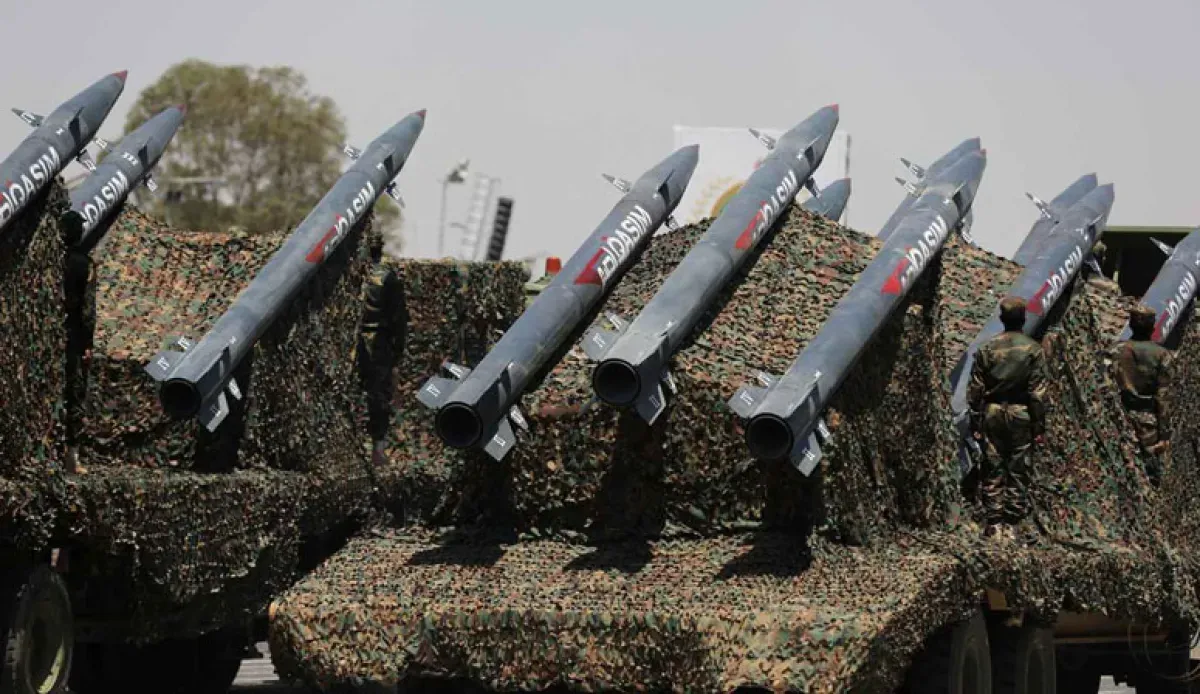 وحدة الأمن البحري: تصعيد الحوثيين ينذر باستهداف السفن في البحر الأحمر