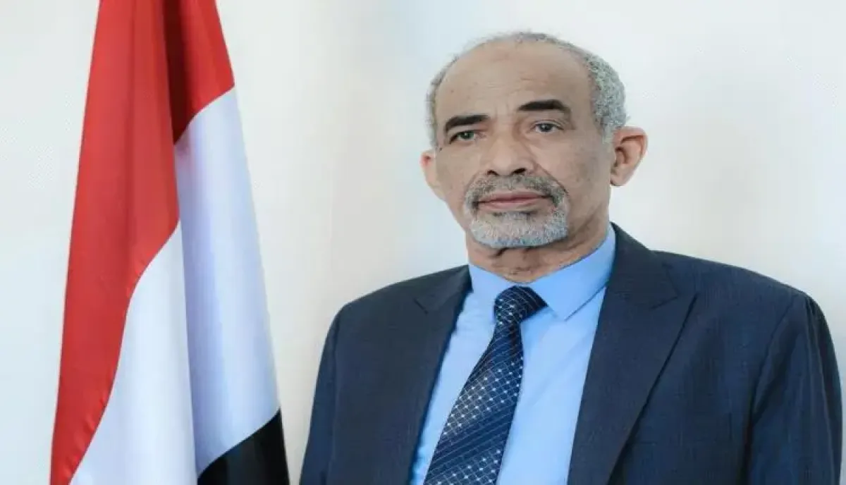 الفريق الصبيحي في ذكرى أكتوبر: نحتاج اليوم إلى تلاحم وطني واسع لاجتثاث (السرطان الحوثي)