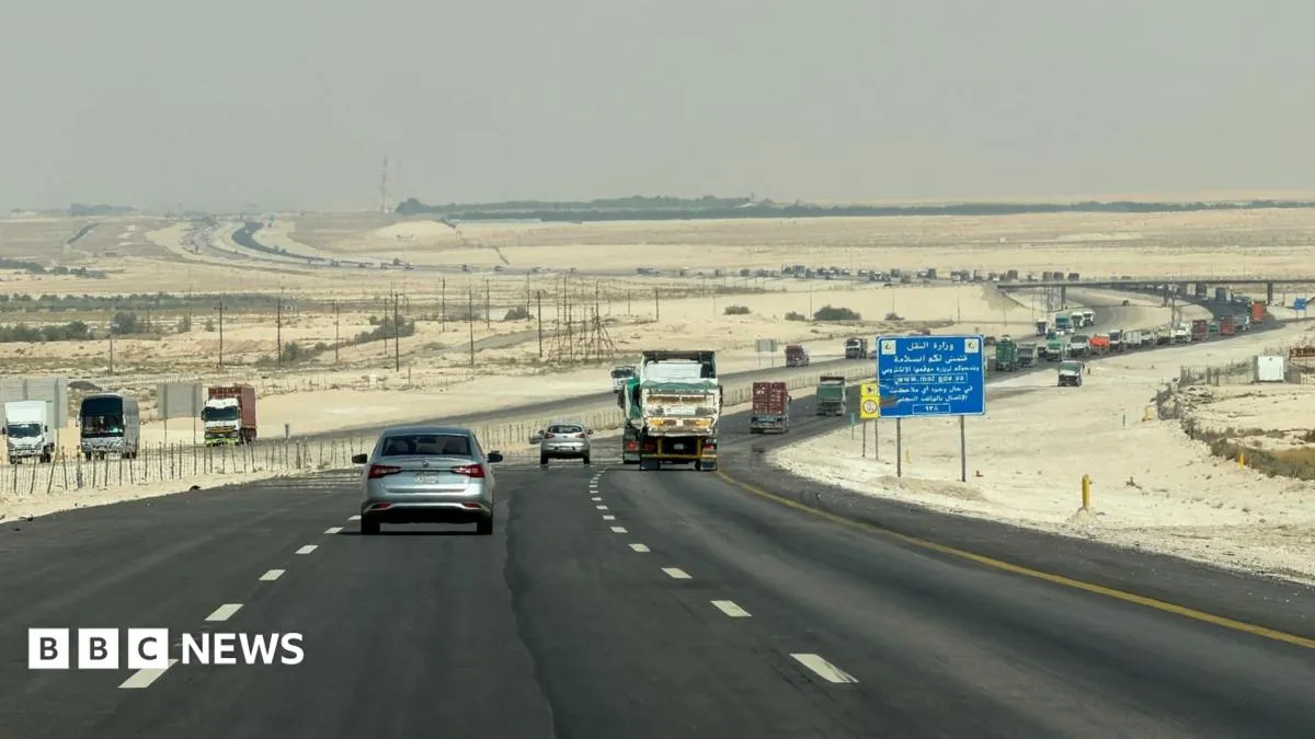 مقتل شخصين في هجوم على مطار شرق السعودية