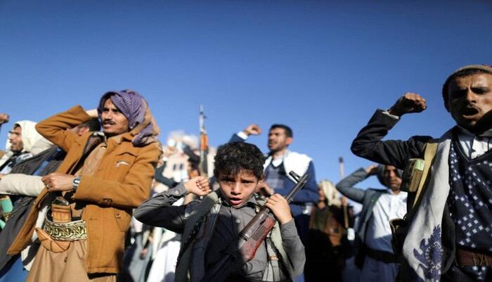 (حامية الوطيس).. تصفيات دموية بين قيادات الحوثي.. صراع المال يفجّر الخلافات الداخلية! | مالذي يحدث!؟