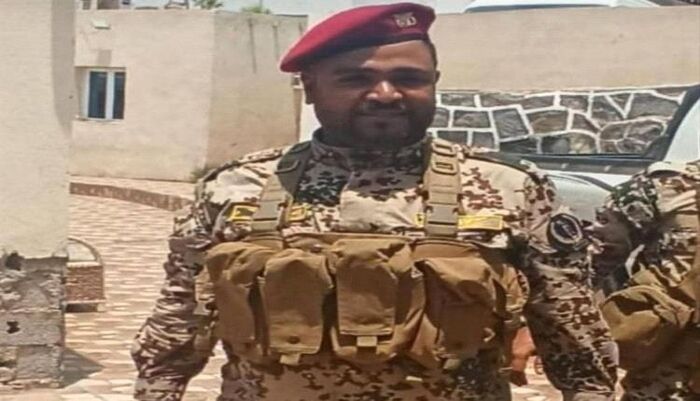 في عدن | مقتل مرافق مدير مكتب رئيس الحكومة .. ومصدر أمني يكشف المستور : الجندي متورط في تجارة المخدرات