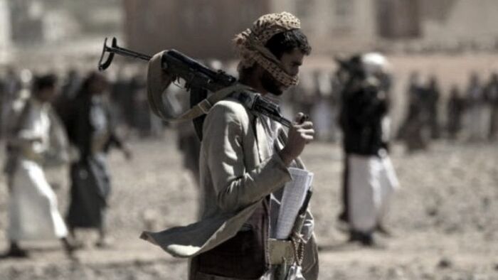 جرائم وحشية | سلسلة اعتداءات حوثية دامية.. مقتل مدنيين في تعز وإب وإصابة طفلتين وسط فوضى أمنية مستفحلة |