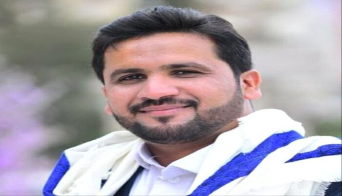 في صنعاء.. الخوف بعد الضربات يدفع الحوثي لاعتقال قيادات ويبدا بالكرار المراني بتهمة الاختراق | مالذي يحدث!؟