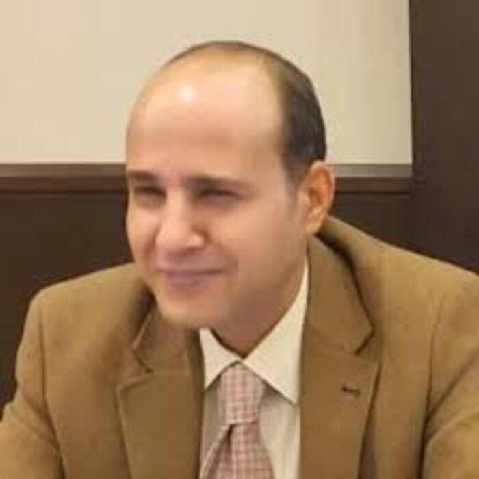 في إب .. نجل قيادي حوثي يقتل شاب بمقيل قات ممازحا المتواجدين في مشهد يؤكد الاستهتار بالدماء