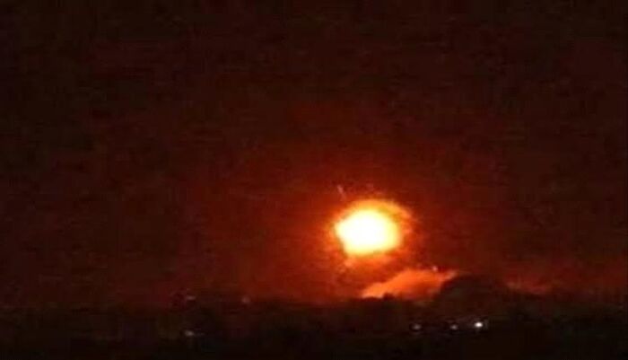 في صعدة | "نيران السماء تلتهم السراديب".. شيخ بالمحافظة يكشف نهاية ترسانة الحوثي داخل الجبال