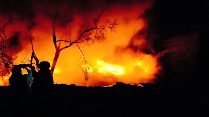 تصعيد جديد في صنعاء .. حملة اختطافات وقمع تطول مدنيين وعسكريين عقب تسريب فيديو لانفجار مصنع أسلحة يكشف كذب الرواية الحوثية ‏