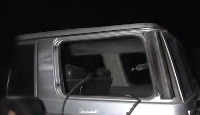 شاهد | صاروخ ذكي يطارد العميد حتى المقبرة.. غارة أمريكية تُفشل خطة فرار مسؤول استخبارات حوثي في صنعاء  | اسماء وتفاصيل