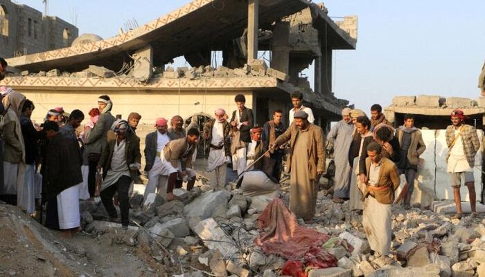 فجرت فضيحة مدوية | جريمة سوق فروة في صنعاء.. الحجر من القاع والدم من رأس القبيلي