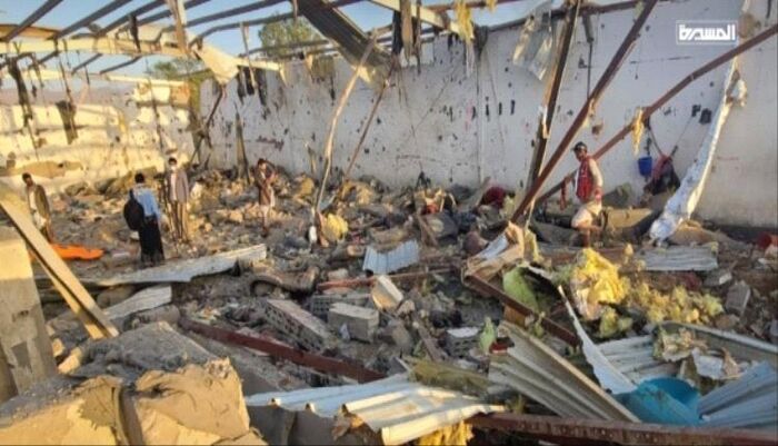 دخول اليمن بطريقة غير شرعية.. الحوثيون يستخدمون أجانب كدروع بشرية لحماية مواقعهم العسكرية