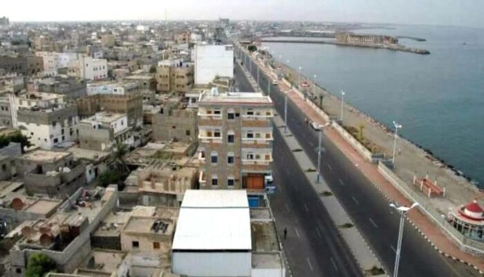 بالاسماء والتفاصيل | سياسي فلسطيني يفضح الحوثي : أنتم اداة بيد أمريكا وتخدم الاحتلال الإسرائيلي