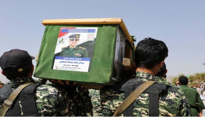 سيطرة كاملة على القطاع الصحي .. الحوثي يخصص مستشفيات صنعاء لعناصر جماعته والمواطنين يصرخون