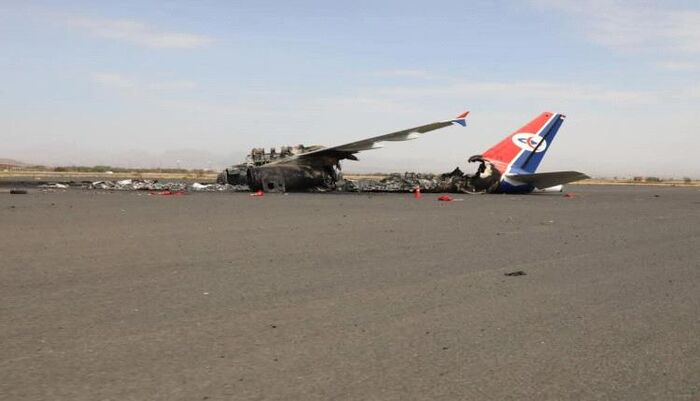 ازمة متفاقمة وغير مسبوقة .. قيادات حوثية بارزة عالقة في الخارج ومطارات الشرعية شَرَك لا مفر منه