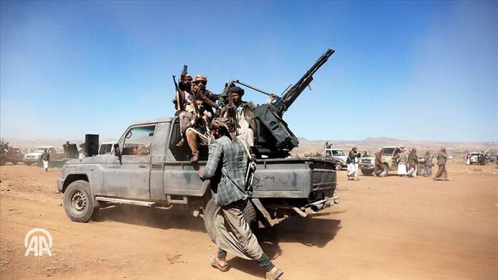 صنعاء تهتز بجريمة بشعة | عناصر حوثية تستدرج البخيتي وتنهال عليه طعناً ورمياً بالرصاص