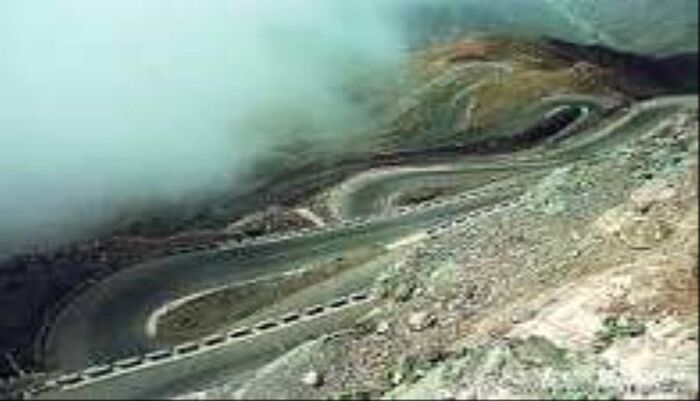 جريمة جديدة في منطقة حدودية | موت مفاجئ تحت التراب: حوثي يفتك بمدني في ثره ويعيد فتح جراح مكيراس المنسية