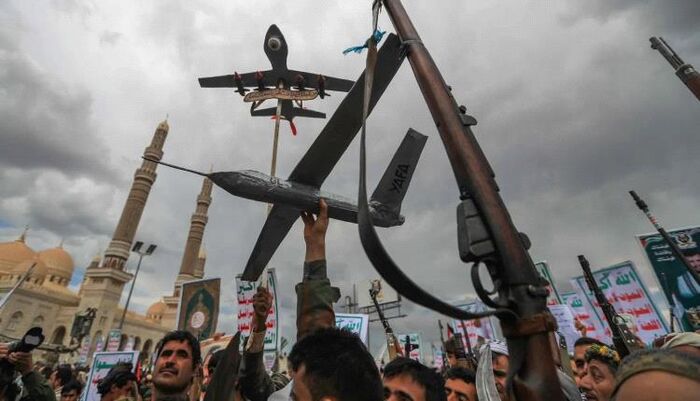 في اليمن | مصادر عسكرية تكشف ما يفعله الحوثي استغلاًل لهدنة أمريكا