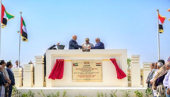 في ذكرى عيد الوحدة | طارق صالح يدشّن مشاريع طرق استراتيجية لربط اليمن ويفضح مشروع الحوثي الدموي |بالإعمار نواجه الإرهاب