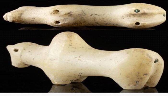 شاهد | ثور اليمن المقدّس يُباع في مزاد أمريكي.. و"تمثال الخصوبة" يثير ضجة جديدة حول نهب الآثار