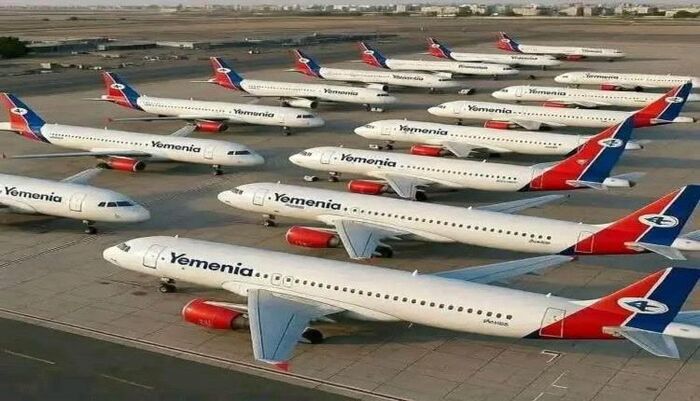 انفجار واسع النطاق | قصف المطار الأخير.. اليمنيون محاصرون في سجنٍ مفتوح والاقتصاد على شفا الانهيار