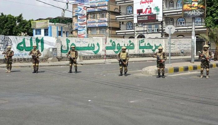 في اليمن | أزيز الحرب يعلو.. تعزيزات عسكرية حوثية هائلة تقترب من هذه المحافظات والحكومة تستعد لمعركة فاصلة