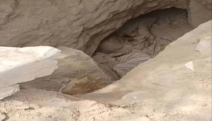 تزايد الاهمال والفوضى | إهانة الموتى في تعز .. المقابر تتحول إلى مقالب قمامة ومأوى للكلاب النافقة وسط صمت حكومي مخزي