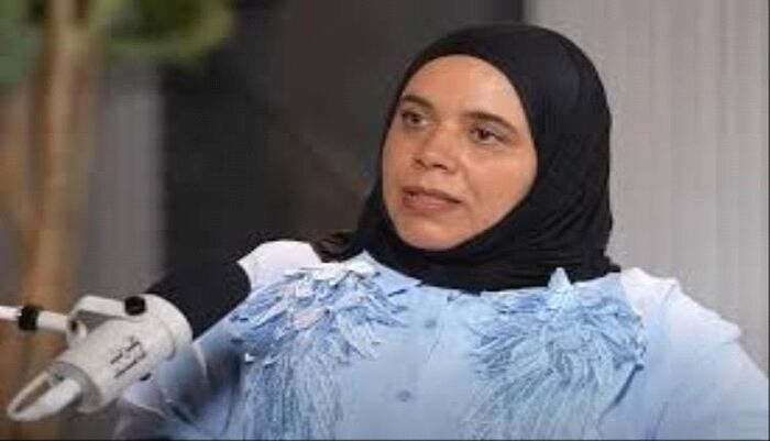 شهادة أنسانية صادمة | كويتية تفجّر صرخة ضمير: اليمنيون يأكلون ورق الشجر والعالم غافل