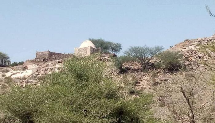 شاهد |  تفجير "قبة مريم العذراء" بالضالع.. جريمة ضد الذاكرة والهوية اليمنية | صورة