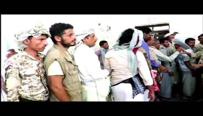 عملية فساد ممنهجة : تأخر الصرف يزيد ربح الفاسدين | فضيحة إكرامية الجنود بمأرب.. 13.5 مليار ريال تتبخر في سوق الفساد الرسمي