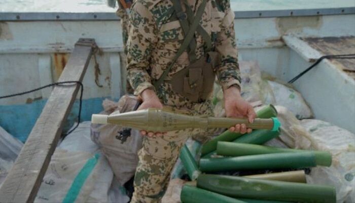 في انجاز امني وعسكري جديد | ضربة بحرية موجعة.. القوة البحرية للمقاومة الوطنية تضبط شحنة أسلحة ضخمة قرب الممر الدولي في البحر الأحمر