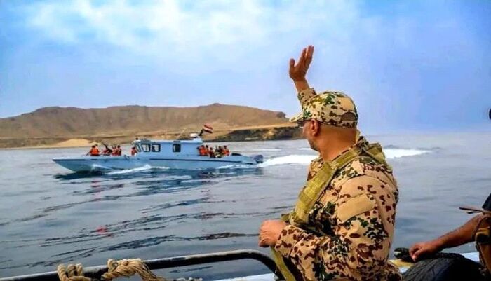 التزام المقاومة الوطنية بيمن امن وبحر احمر وخليج عدن مستقرين | الجيش الأمريكي يشيد بقوات طارق صالح بعد هذا الإنجاز النوعي بالبحر الأحمر