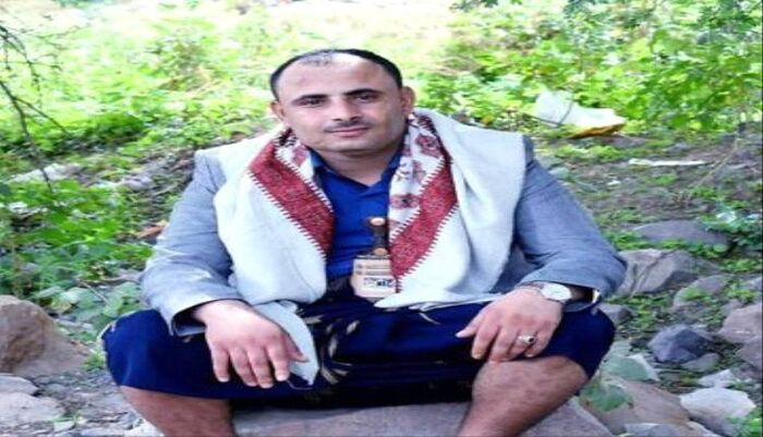 في ذمار .. الحوثيون يصفون مواطن من الحداء داخل منزله بعد نشره هذه الاستغاثة على فيسبوك | اسماء وتفاصيل