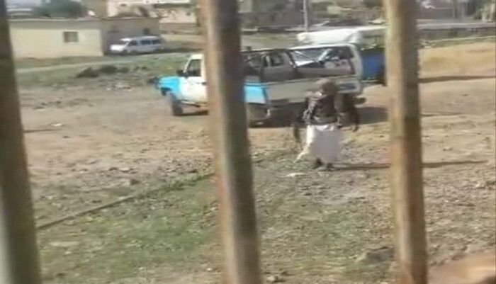 فرض الاقامة على قيادات المؤتمر .. الحوثيون يحاصرون منزل أحد أهم قيادات الحزب في صنعاء