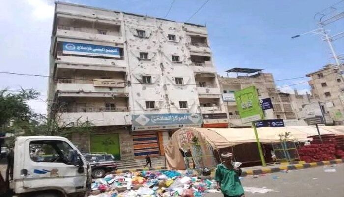 عجز العليمي .. تعرف على هوية وصورة رئيس الرئيس والحاكم الفعلي لمدينة تعز .. ليس المخلافي ولا سالم